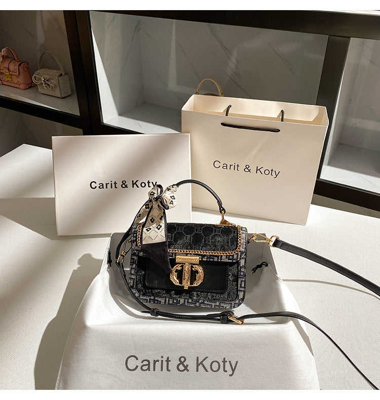 7b33ad30-a61b-4c40-881b-fd54665cea63