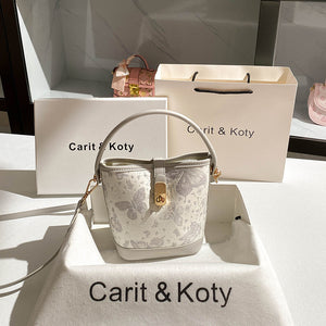 9afdfce6-96e0-4f25-9f92-57ef22573784